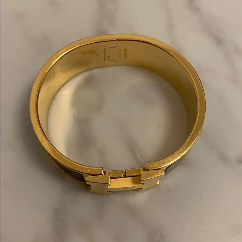 Hermès Clic Clac Wide Black and Gold Bangle PM - Picture 2 of 7